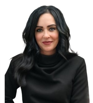 Kat Atwood Headshot-1